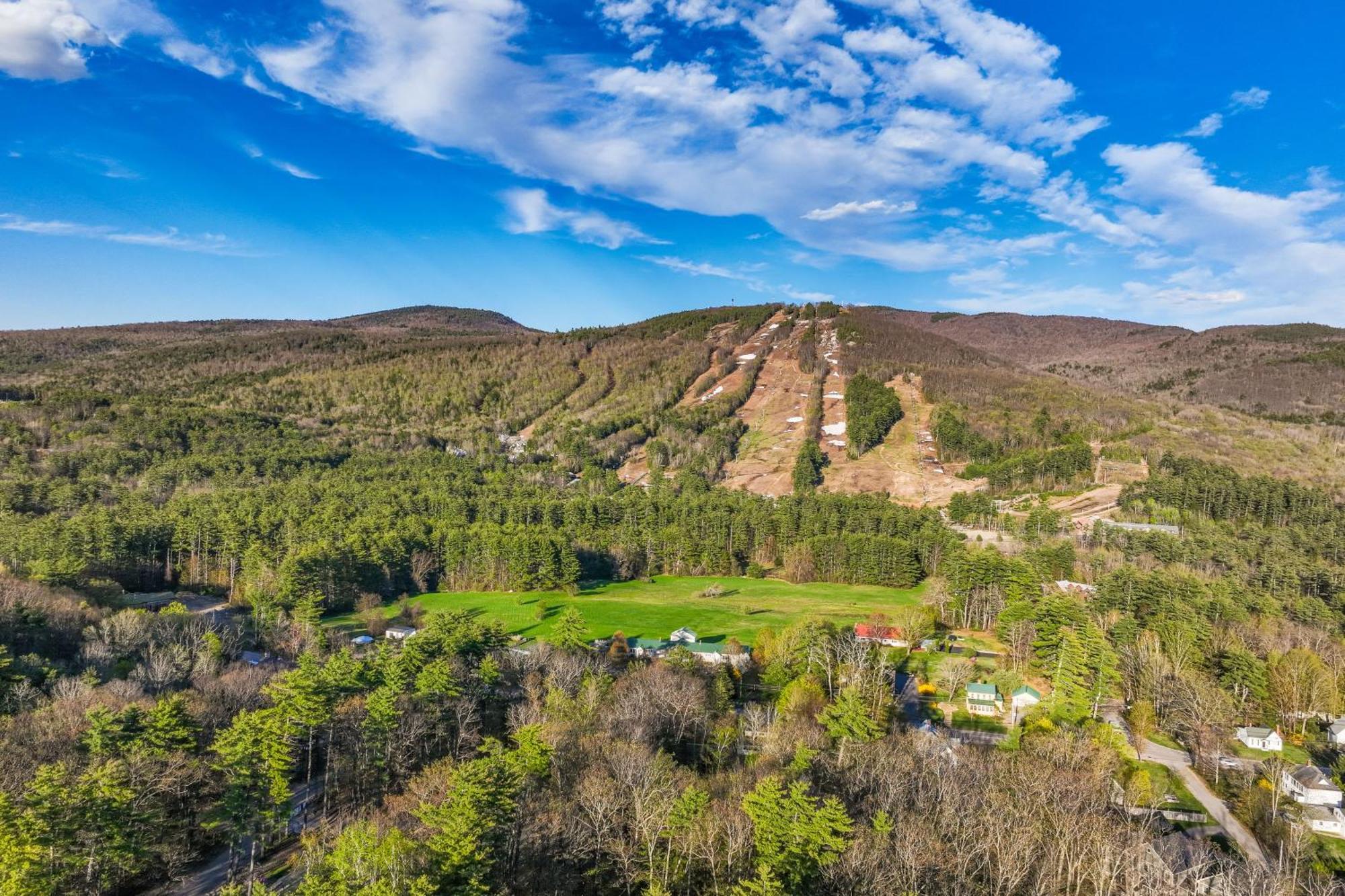 All-Season Conway Condo With Gas Grill! North Conway Ngoại thất bức ảnh
